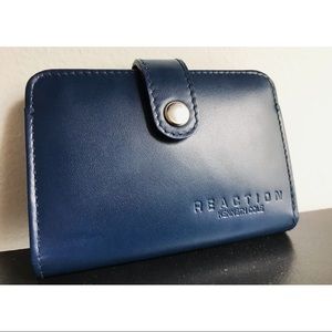 Kenneth Cole Reaction Leather Wallet / Card Holder